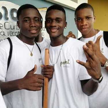 jovenes educación