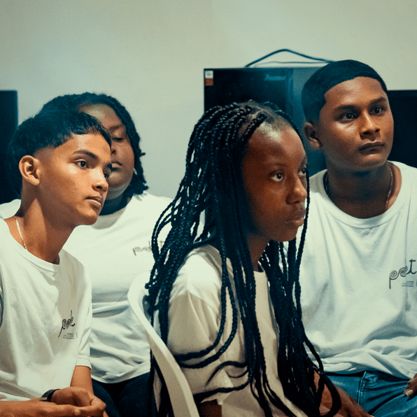 jovenes educación