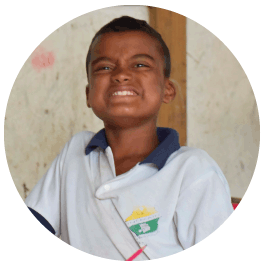 Niño sonriendo